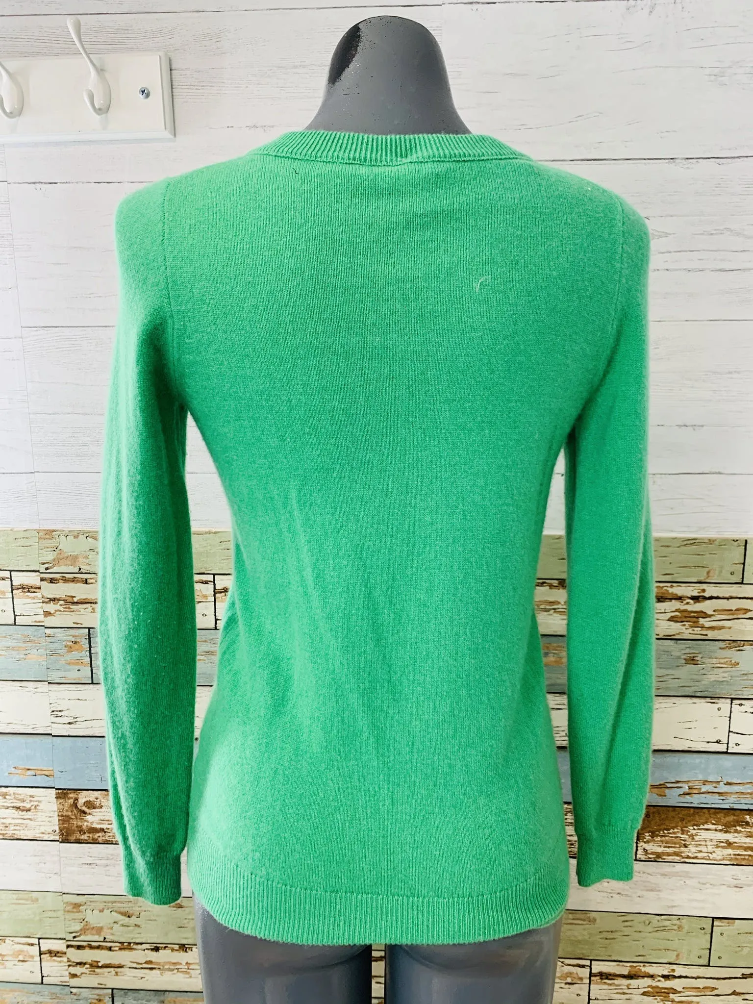 00's Green Crew Neck Cashmere Sweater by Enzo M