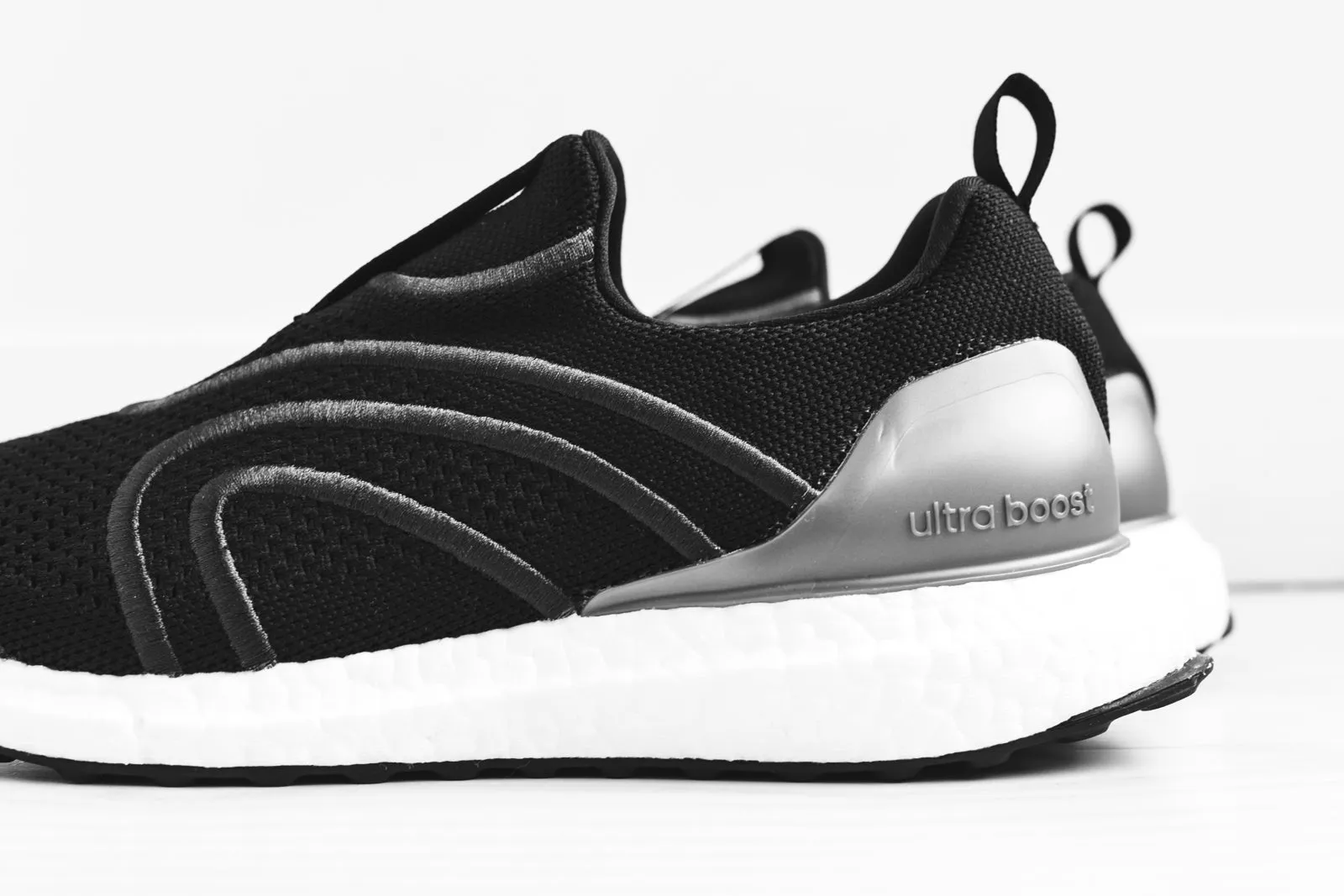 adidas by Stella McCartney WMNS UltraBoost Uncaged - Black / Silver / Grey