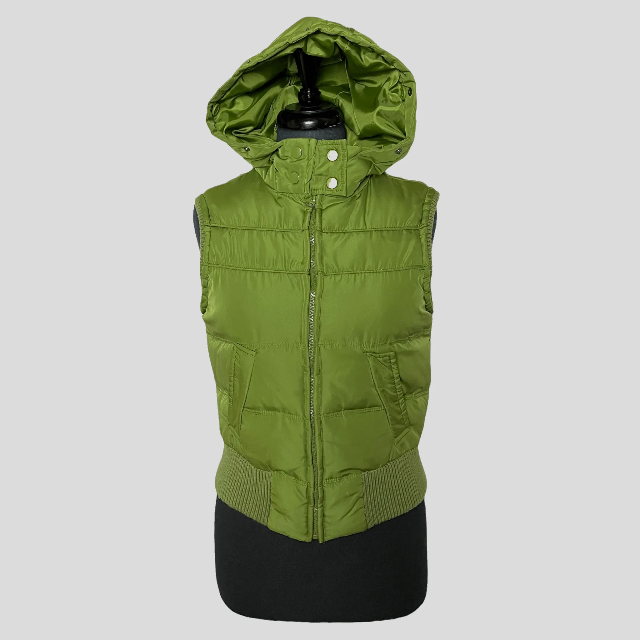 Aeropostale hooded vest (M)