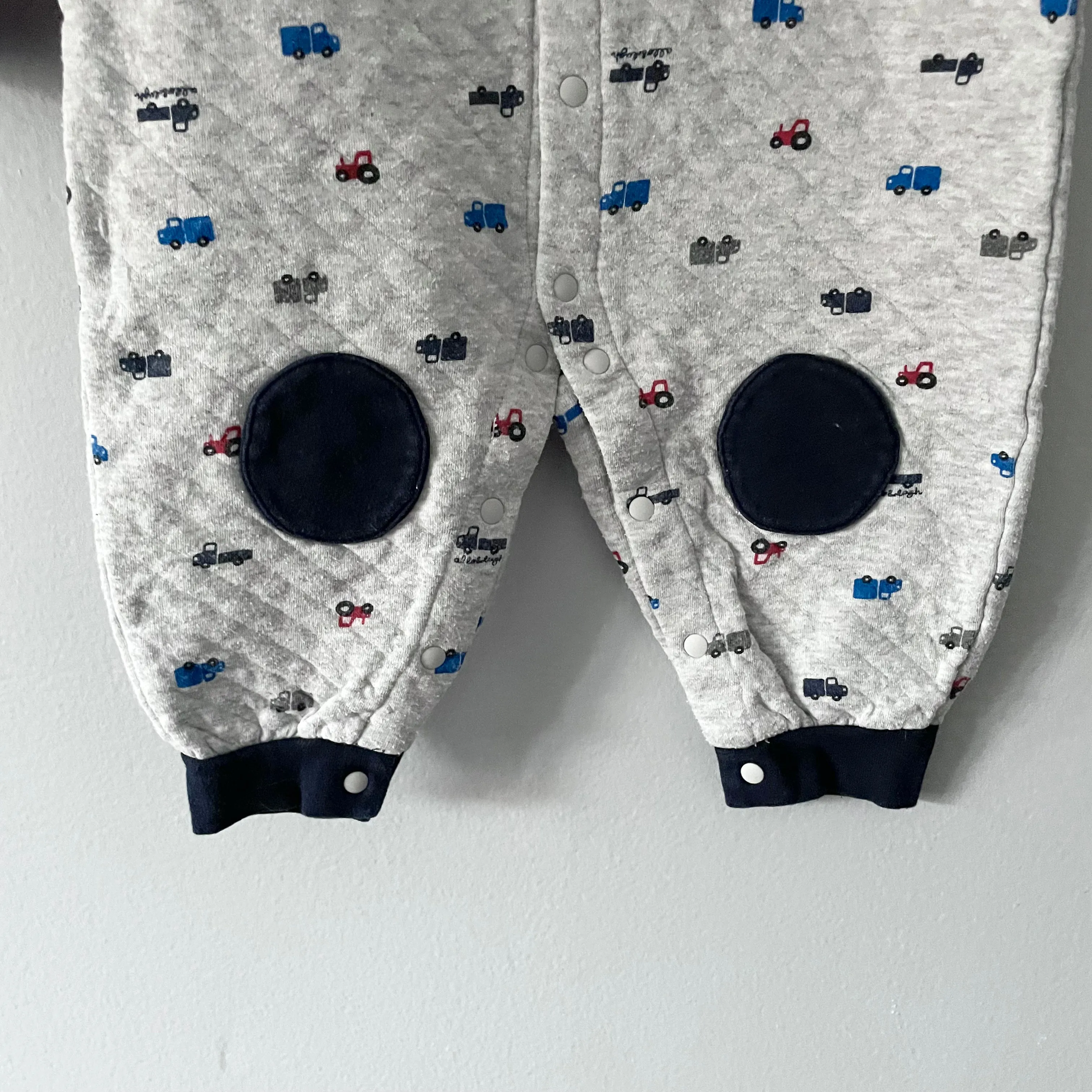 Allo & Lugh / Quilted romper - car / 12M