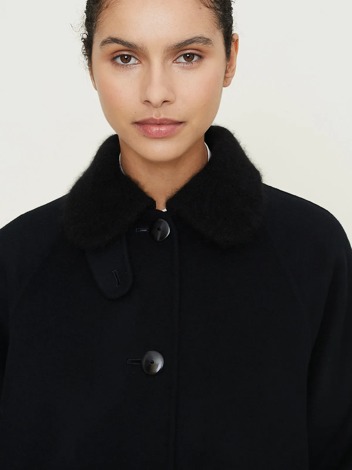 Attached Collar Coat in Black