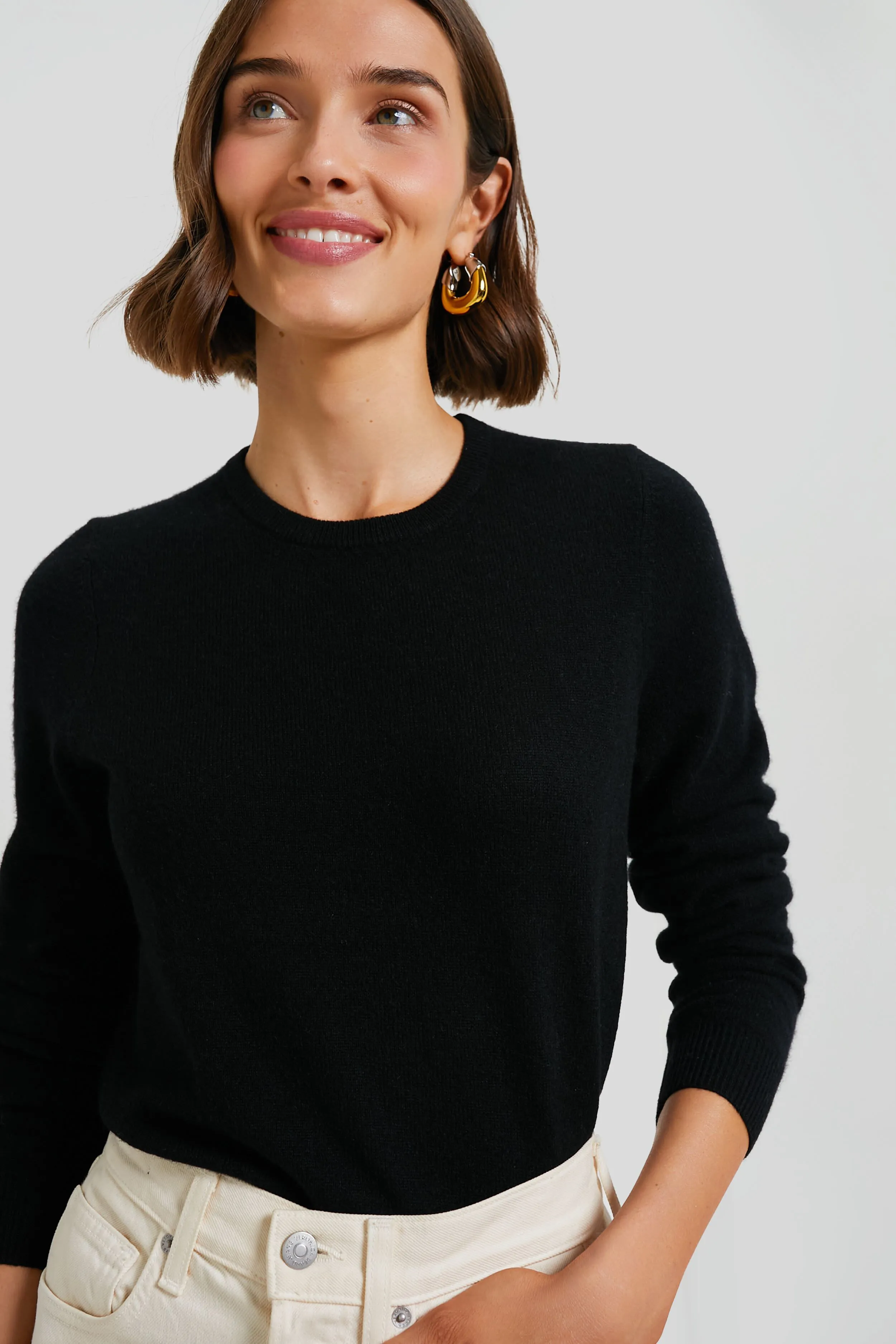 Black Cashmere Crewneck Sweater