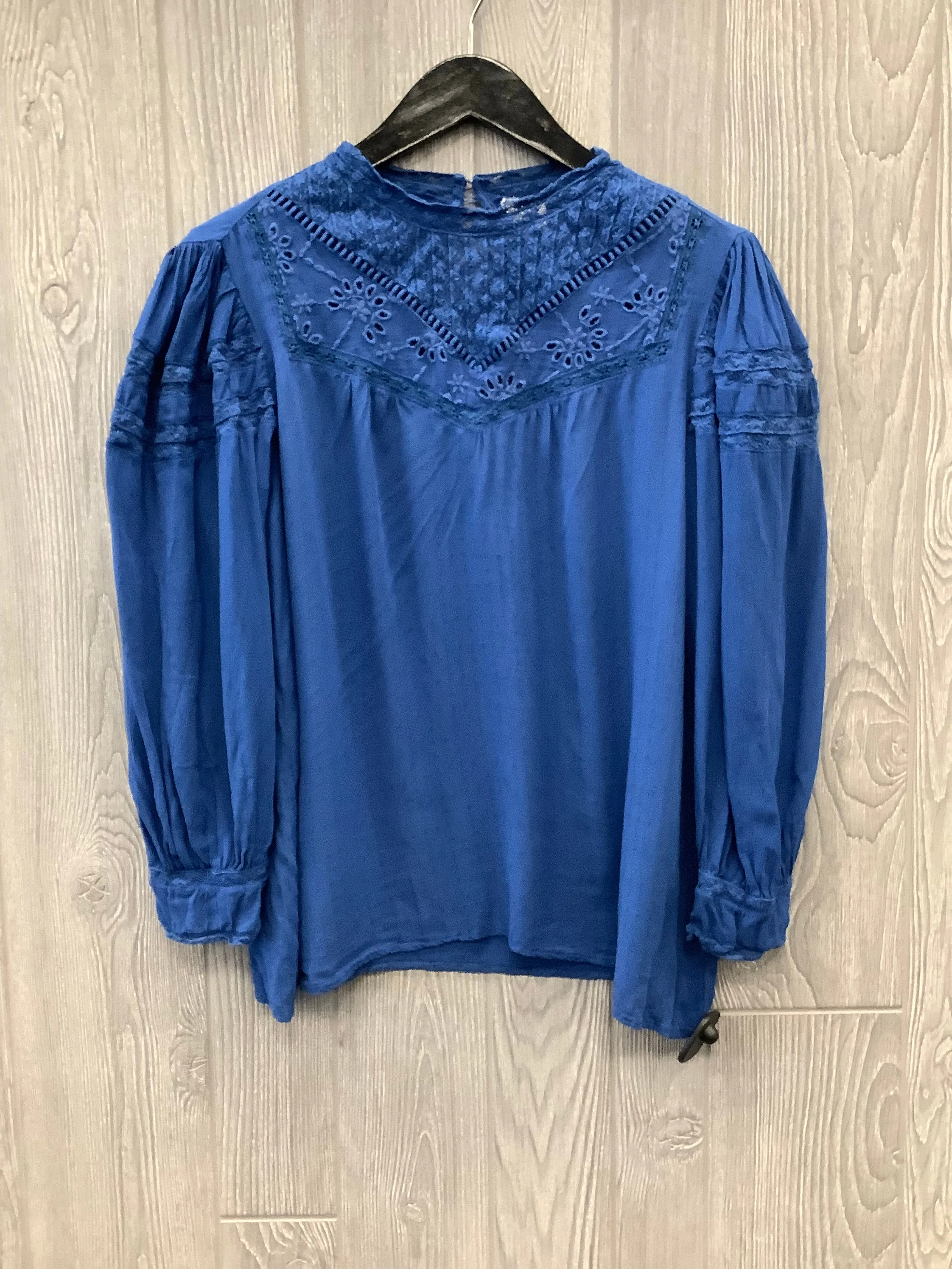 Blouse Long Sleeve By Clothes Mentor  Size: M