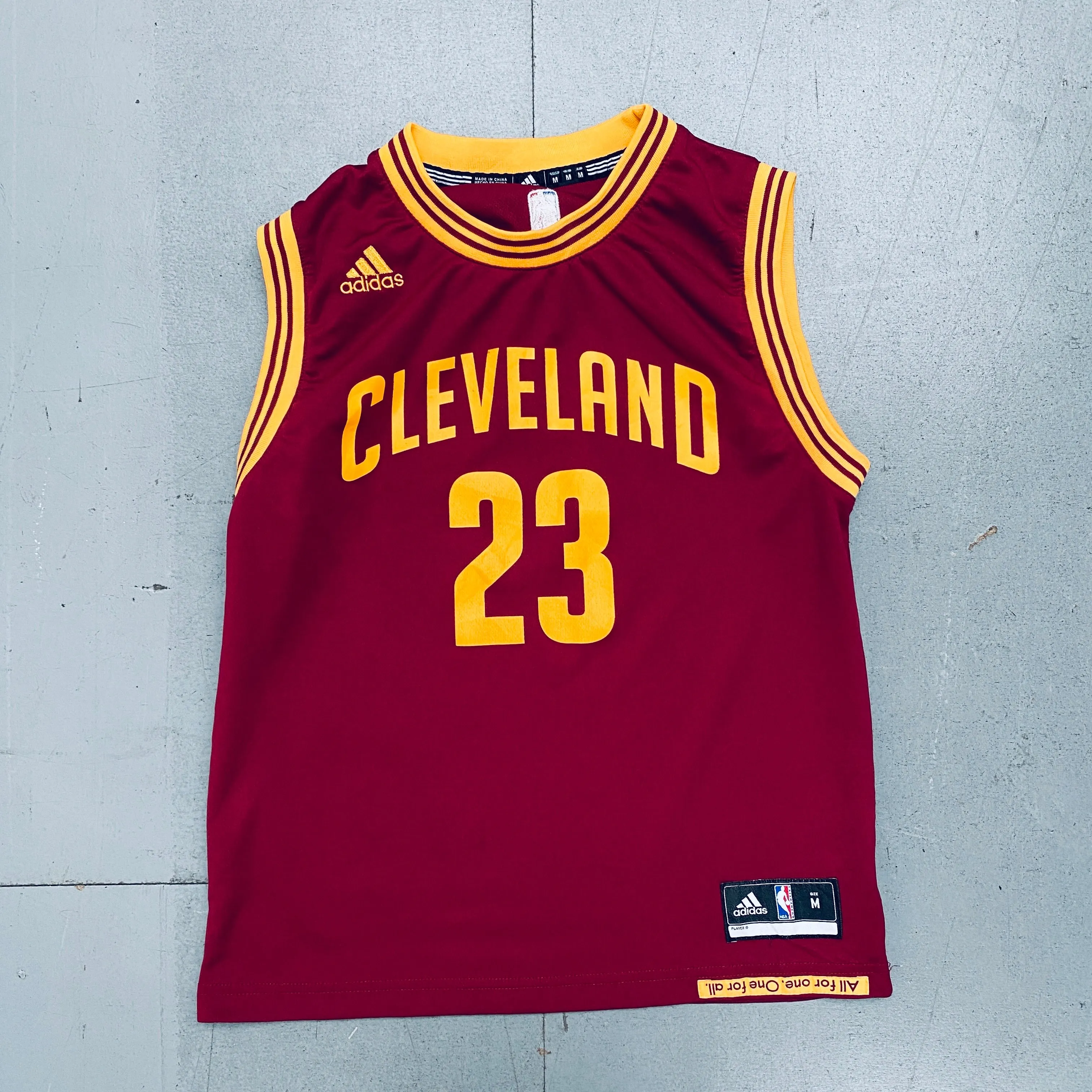 Cleveland Cavaliers: LeBron James 2010/11 Red Adidas Jersey (XS)