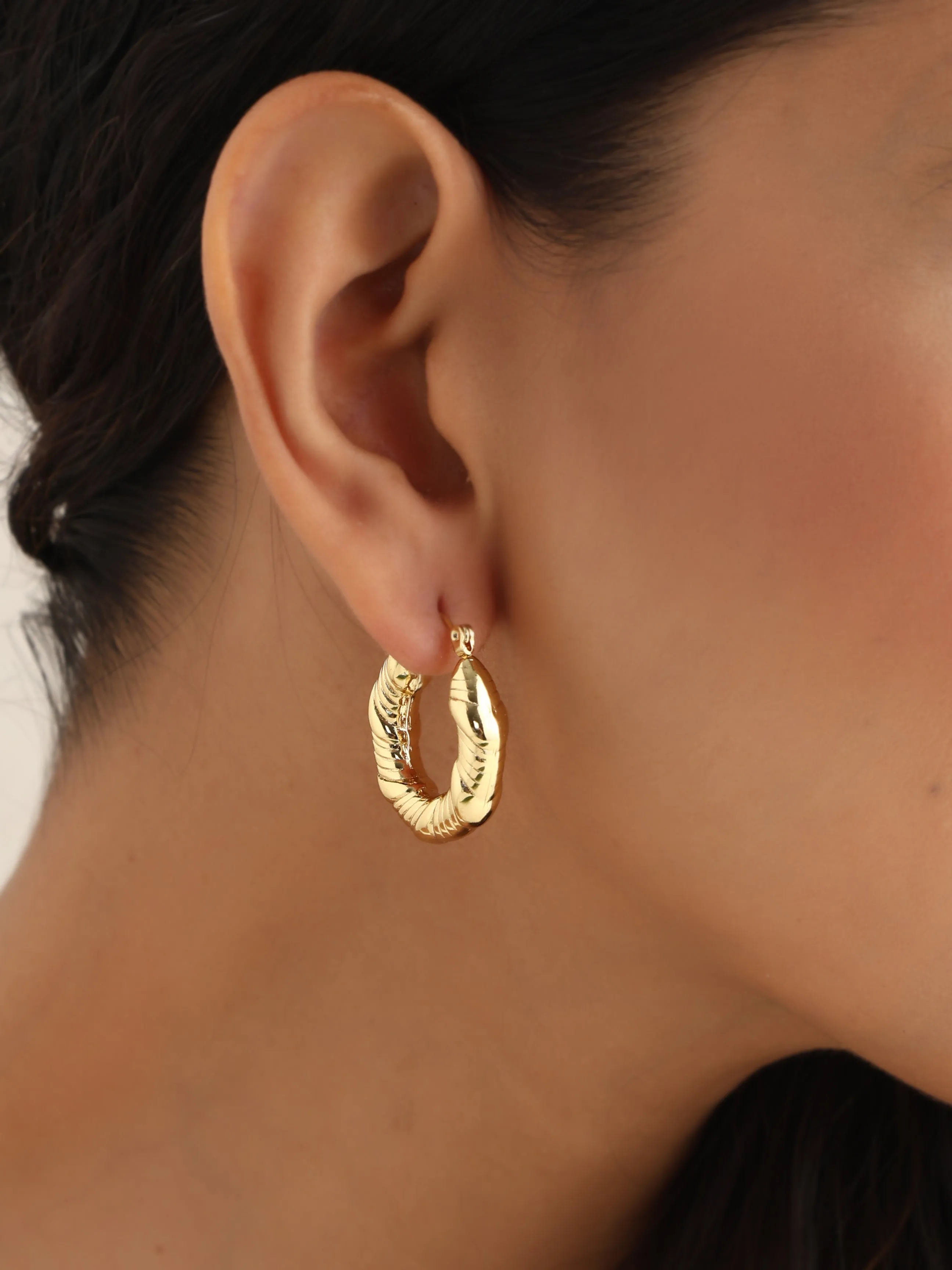 Cloe Pattern Hoop Earrings