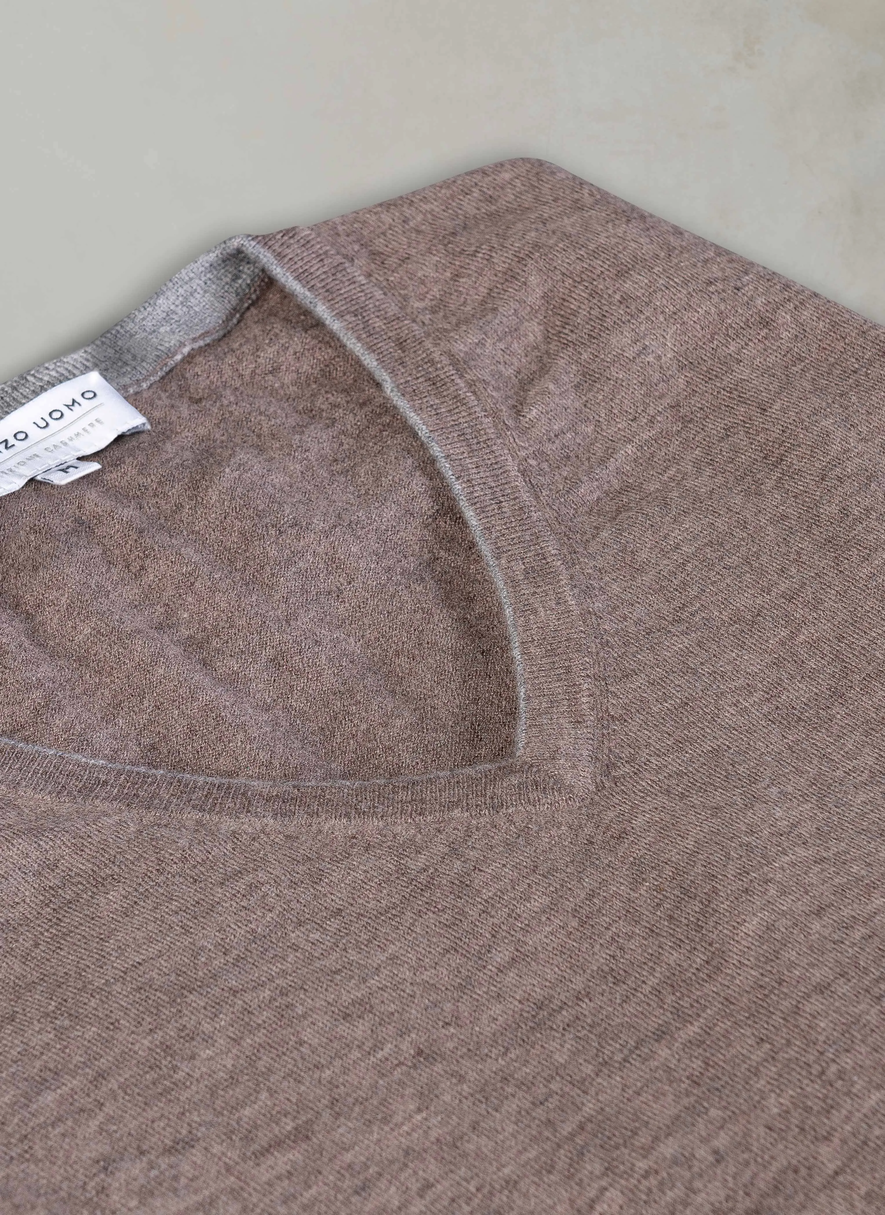 Men's St. Barths Contrast V-Neck Cashmere Sweater in Heather Brown