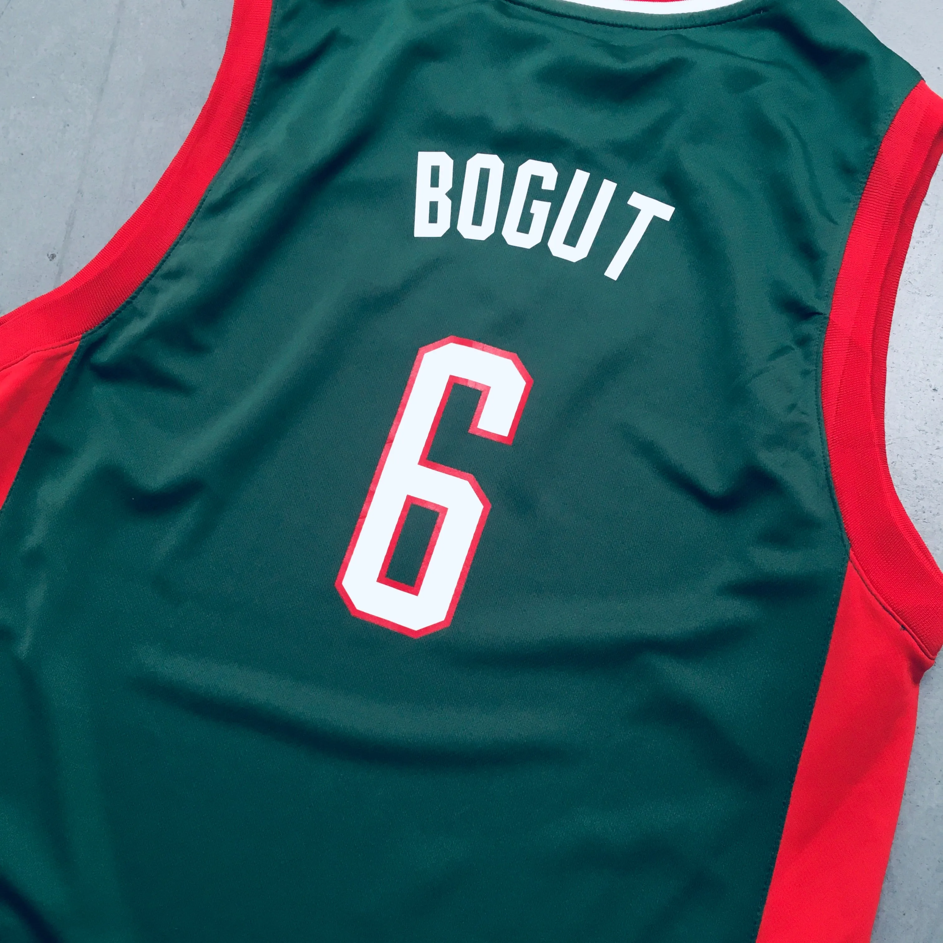 Milwaukee Bucks: Andrew Bogut 2006/07 Green Adidas Jersey (S/M)