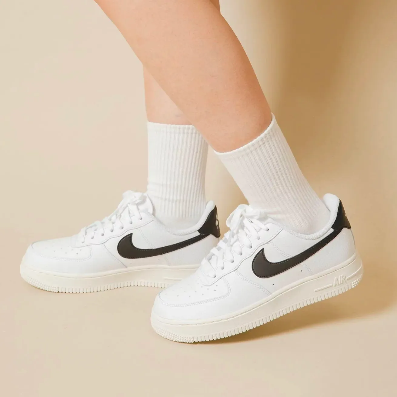 Nike Air Force 1 Low '07 White Black Sail (Women's) [315115-165]