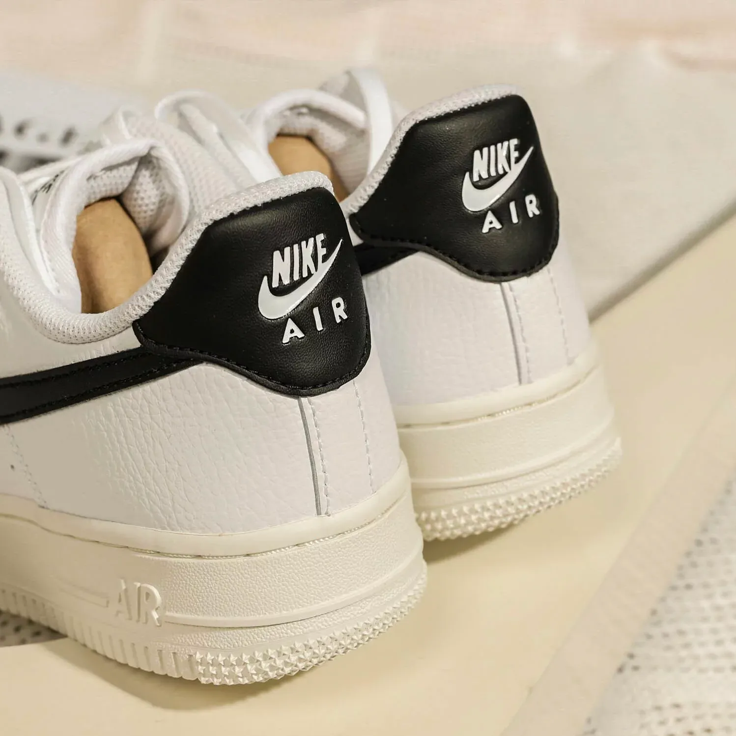 Nike Air Force 1 Low '07 White Black Sail (Women's) [315115-165]