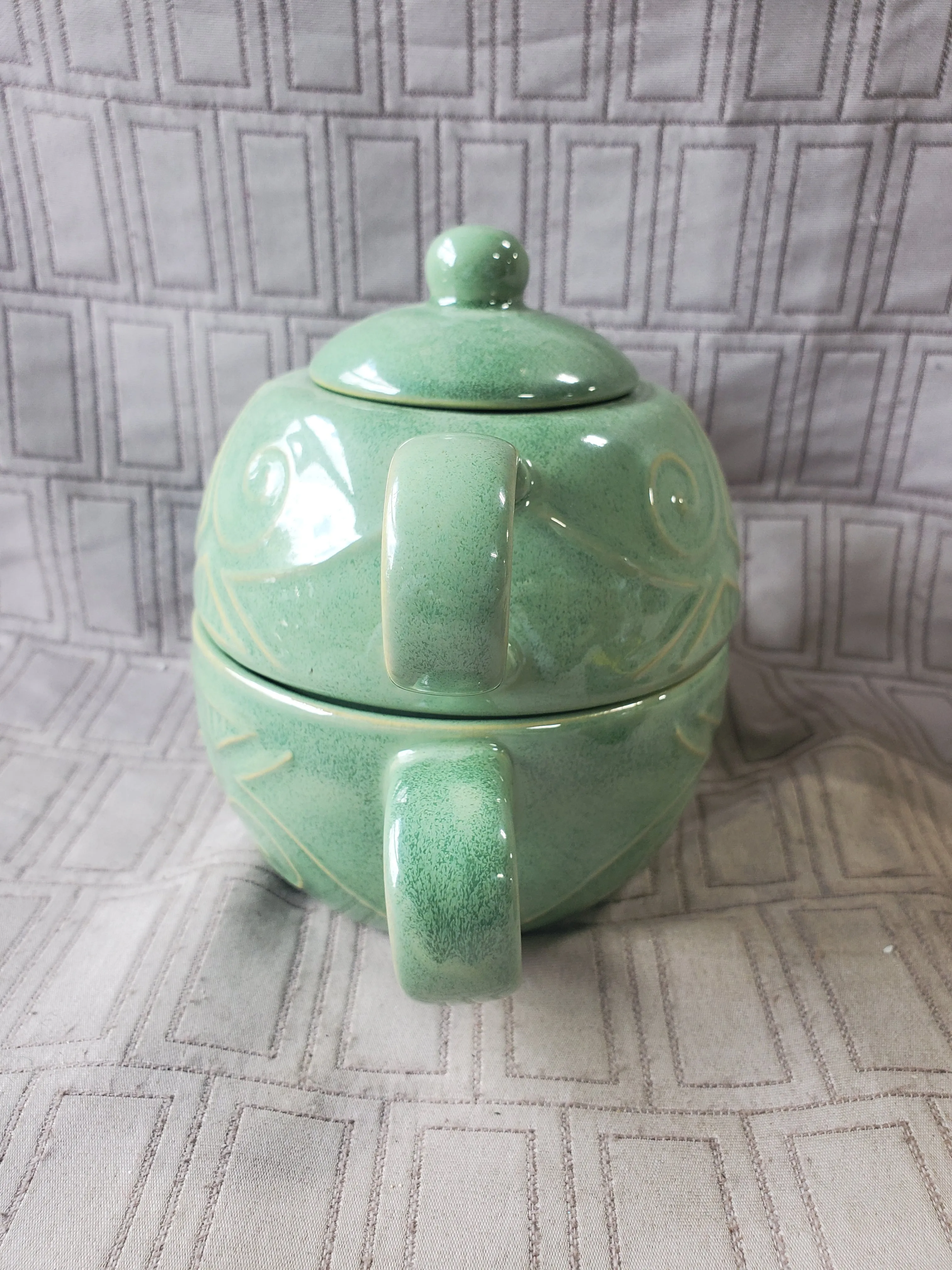 Pier 1 Green Embossed Stoneware Stacking Single Serving Teapot and Teacup Set