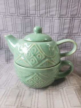 Pier 1 Green Embossed Stoneware Stacking Single Serving Teapot and Teacup Set