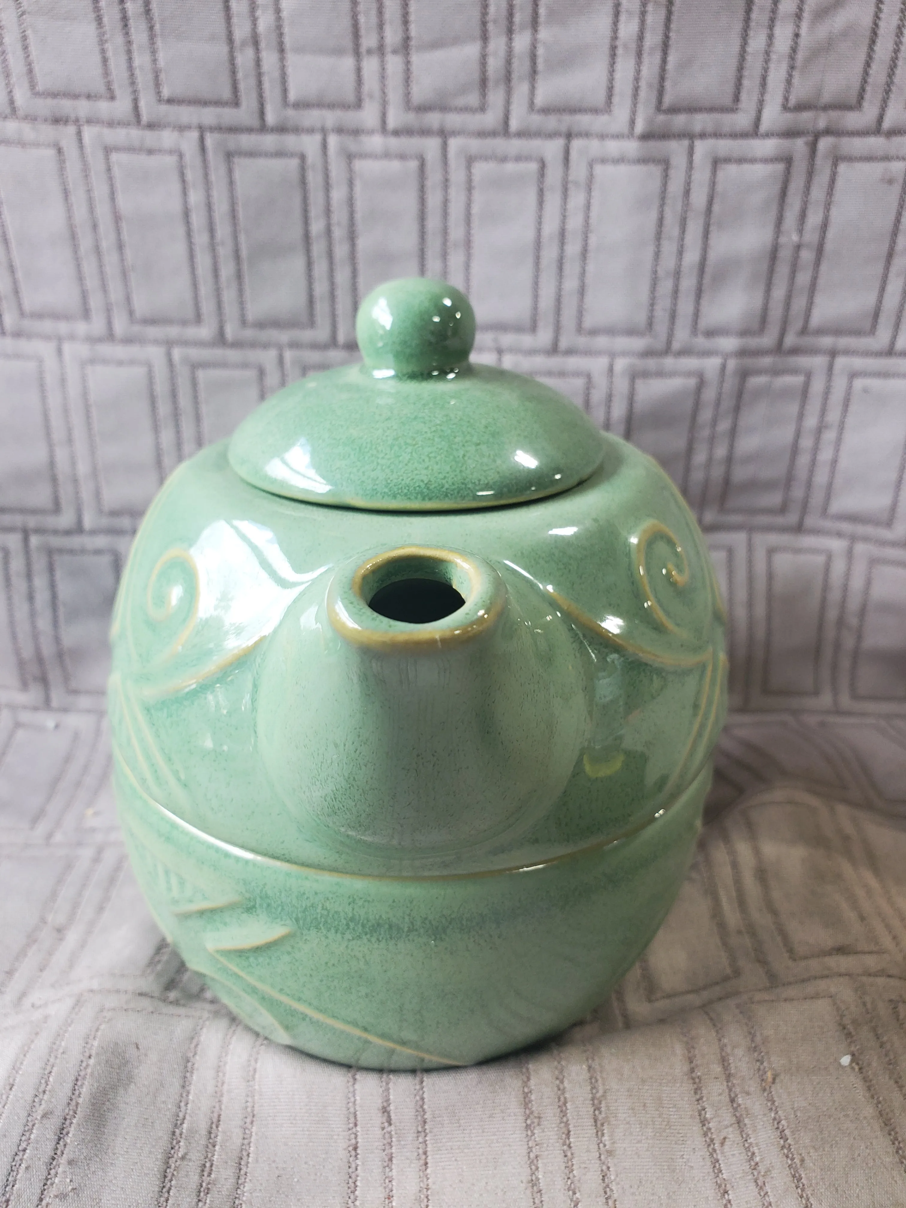 Pier 1 Green Embossed Stoneware Stacking Single Serving Teapot and Teacup Set