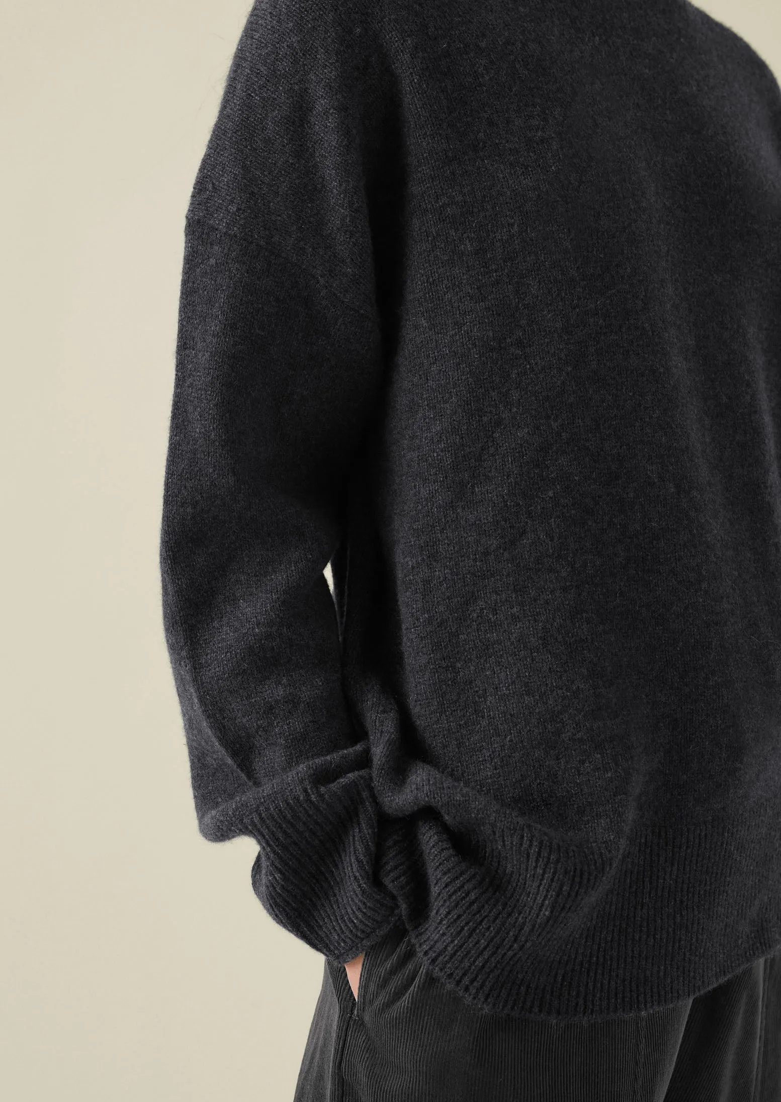 Roll Neck Wool Cashmere Sweater | Charcoal