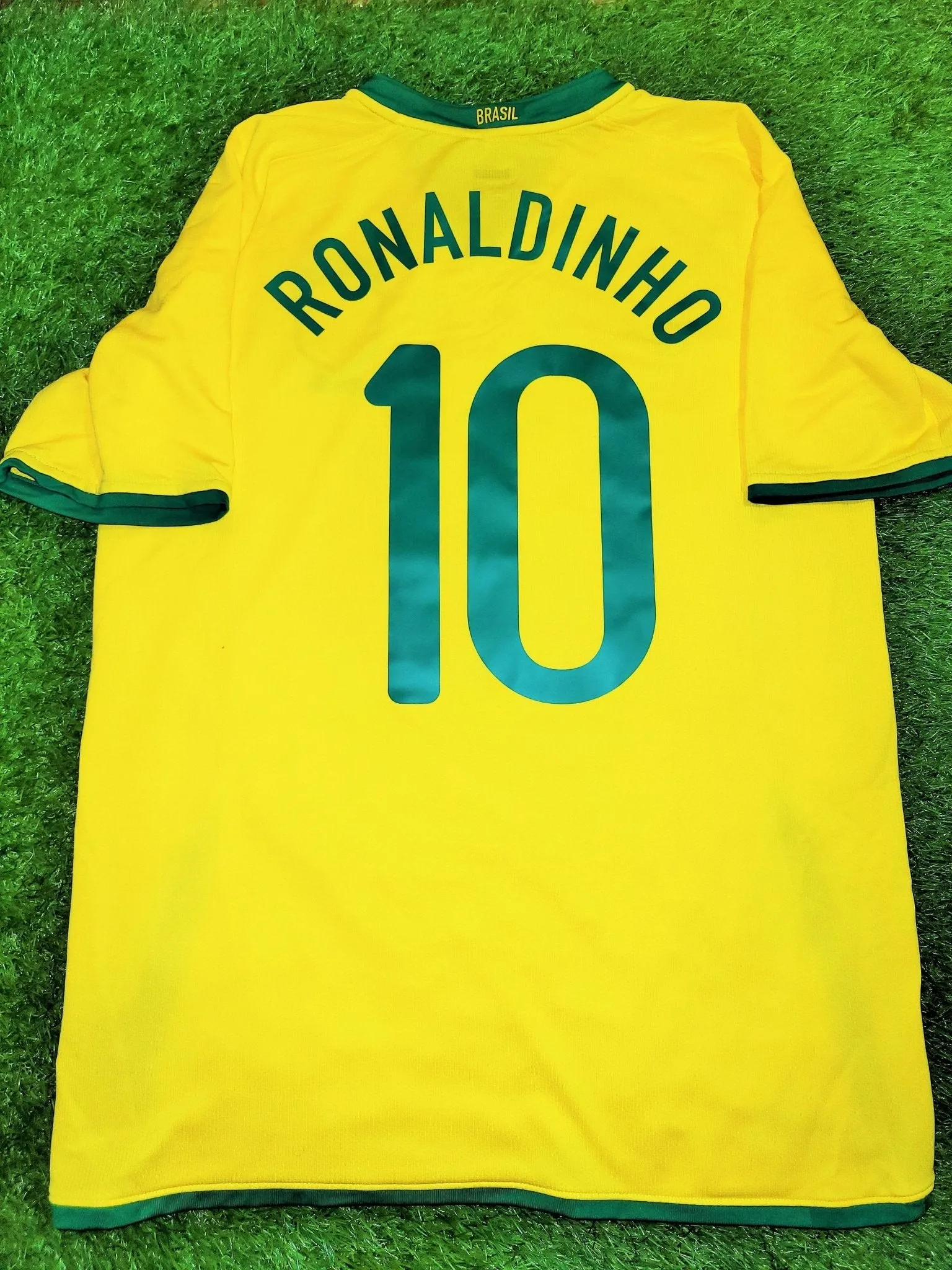 Ronaldinho Nike Brazil 2008 Jersey Shirt Camiseta M SKU# 258949-703