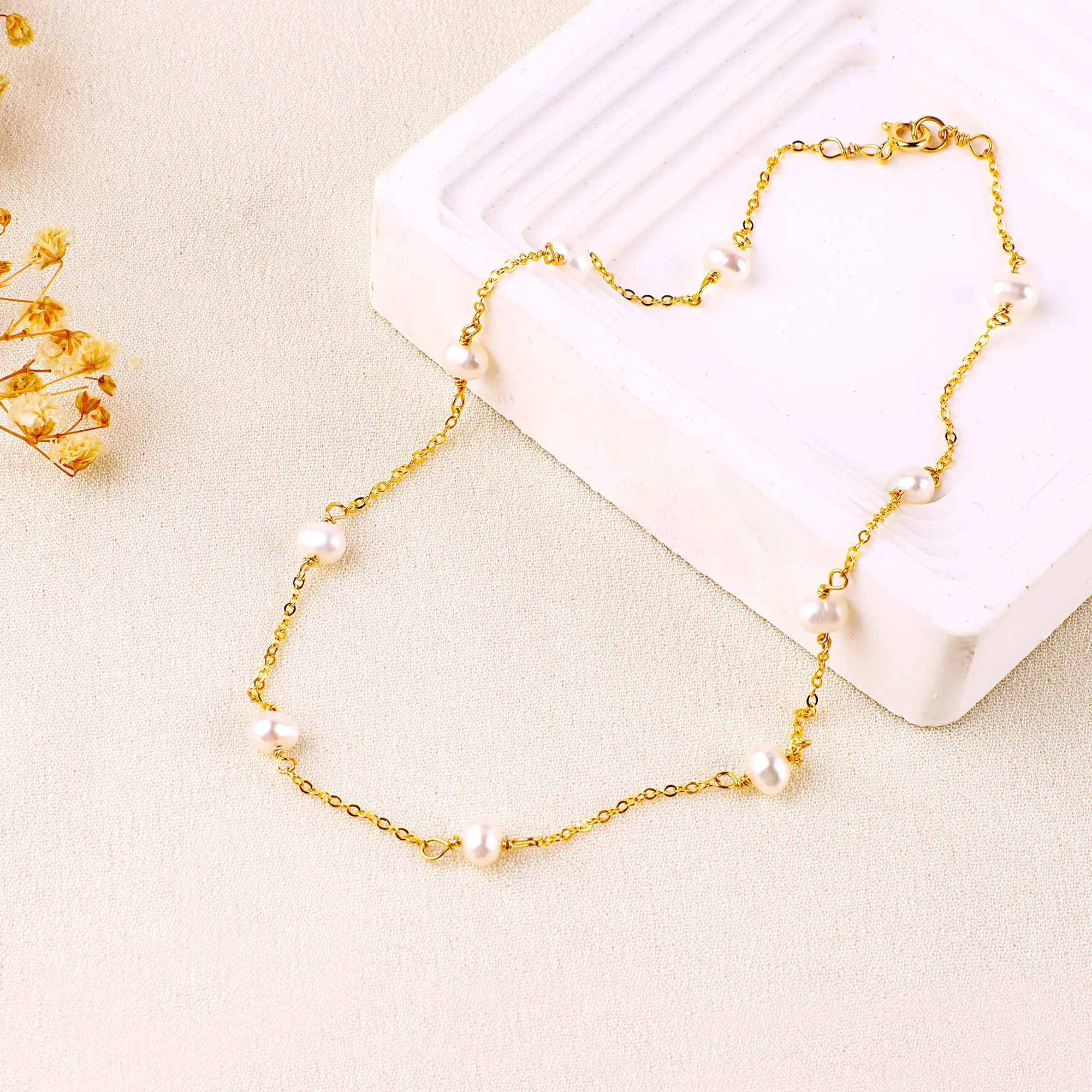 Ten Pearl Choker